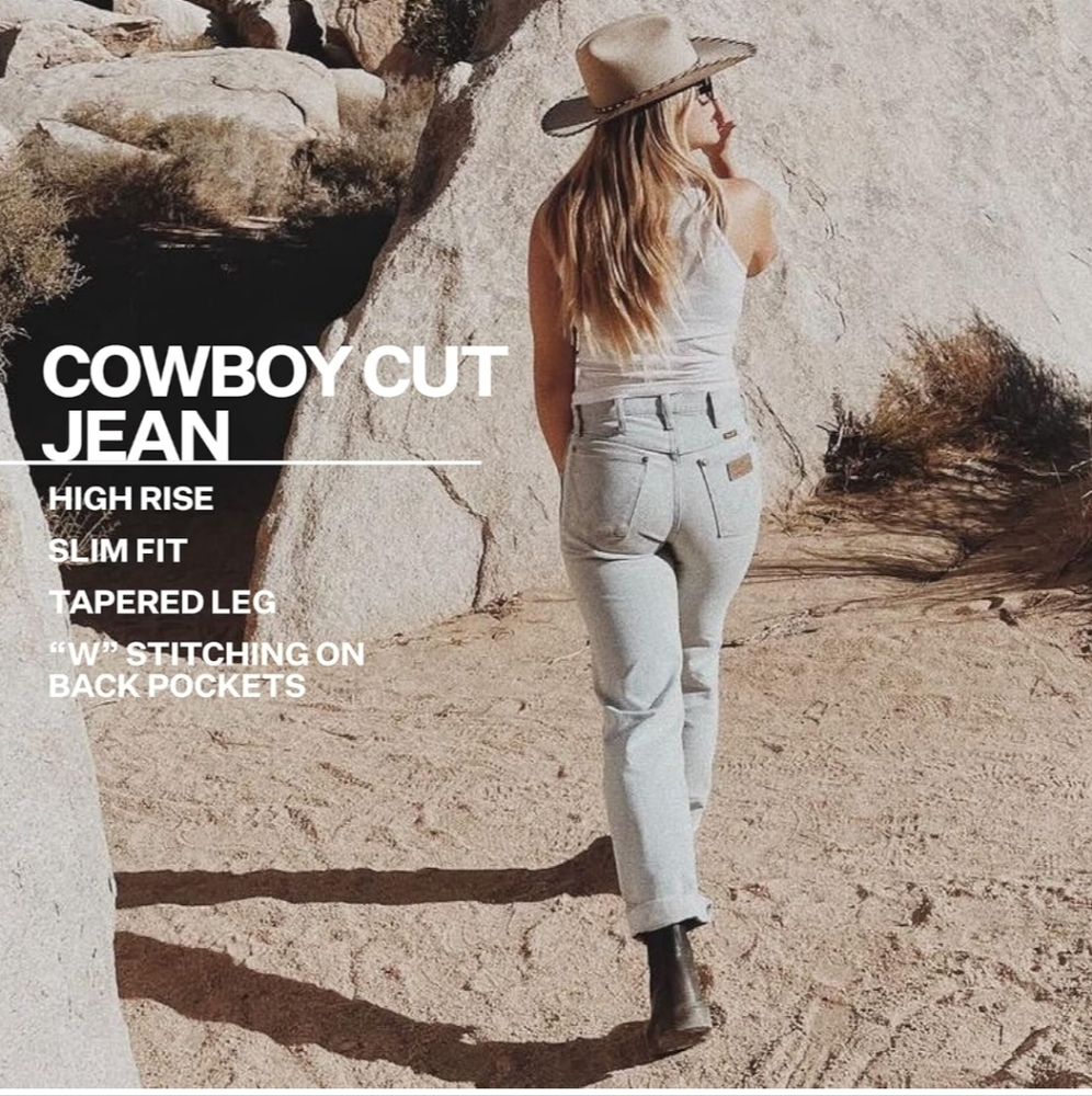 Wrangler Women's High Rise Cowboy Cut Jeans - Light Gray